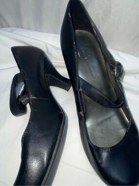 * LOWER EAST SIDE 8.5 W Black Mary Jane Heel Pumps vegan leather round toe